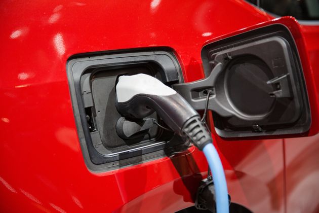 US Electric Vehicle Momentum Slows