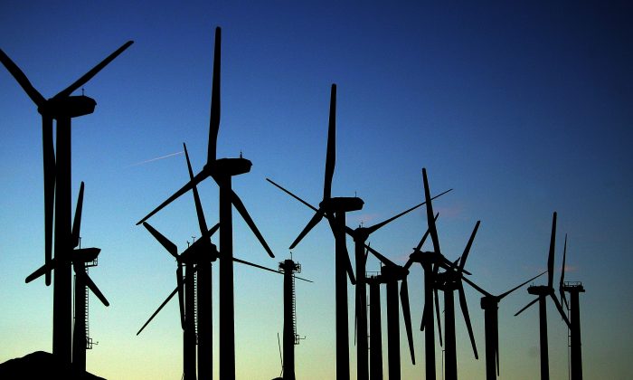 EU Wind and Solar Surpass Fossil Power